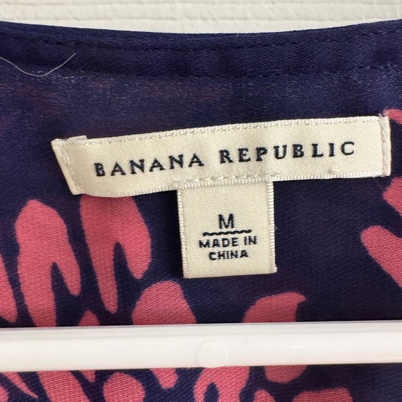 Banana Republic Floral V-Neck Sheer Blouse Cover Up - Size M - Peplum Style - Picture 2 of 8